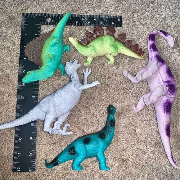 Lot Of 5 Dinosaur Figure Toy As Shown In Pictures - Picture 1 of 2